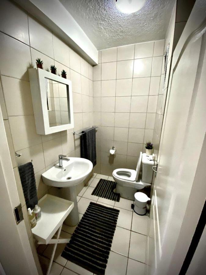 Laboria 102 & 103 Appartement Harrismith Buitenkant foto